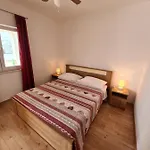 Marko 3* Povljana